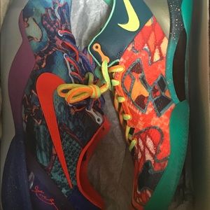 Kobe 8 “What the”